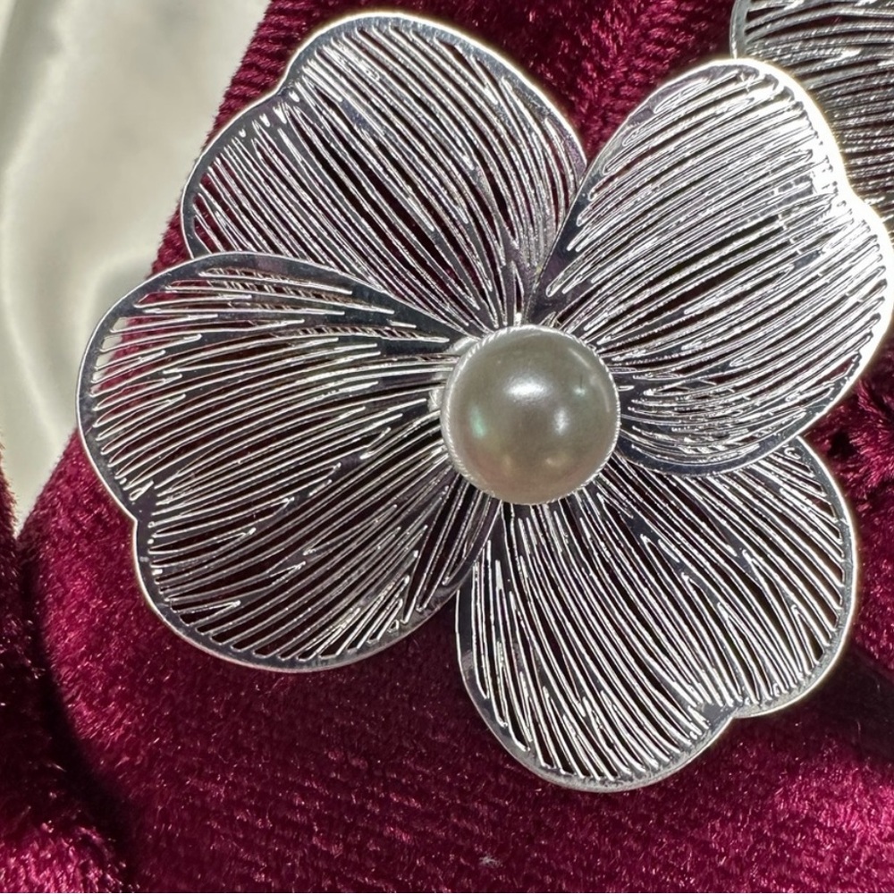 Flora Silver and White Butterfly Earrings with Shimmering Design - Picture 3 of 9